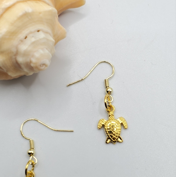 Gold plated 925 silver sea turtle earrings handmade stamped - Picture 8 of 8